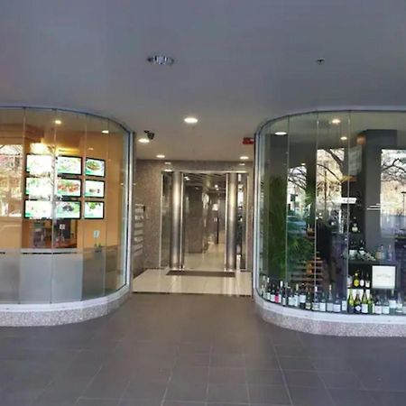 Dana-Cozy Studio With Shared Entry In The City Canberra Exterior photo